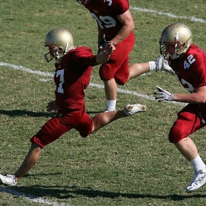 星空体育app下载_埃迪-豪坦言球队信心危机 门将波普脑震荡引关注