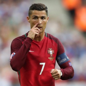 【星空体育app下载】昔日林疯狂震撼回归视野，38分屠龙旧事重提，今夏能否与中国男篮携手？